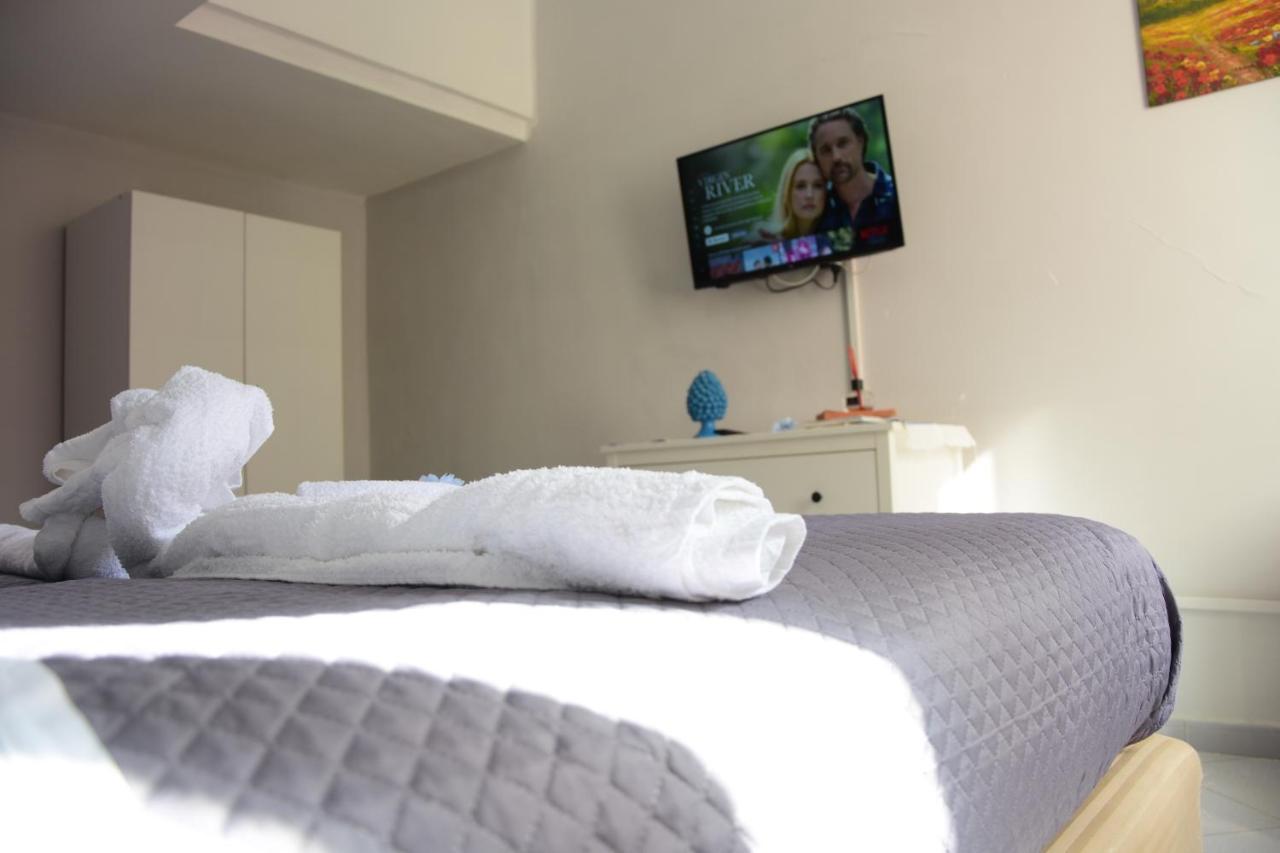 Scugnizzella Holiday House Daire Napoli Dış mekan fotoğraf