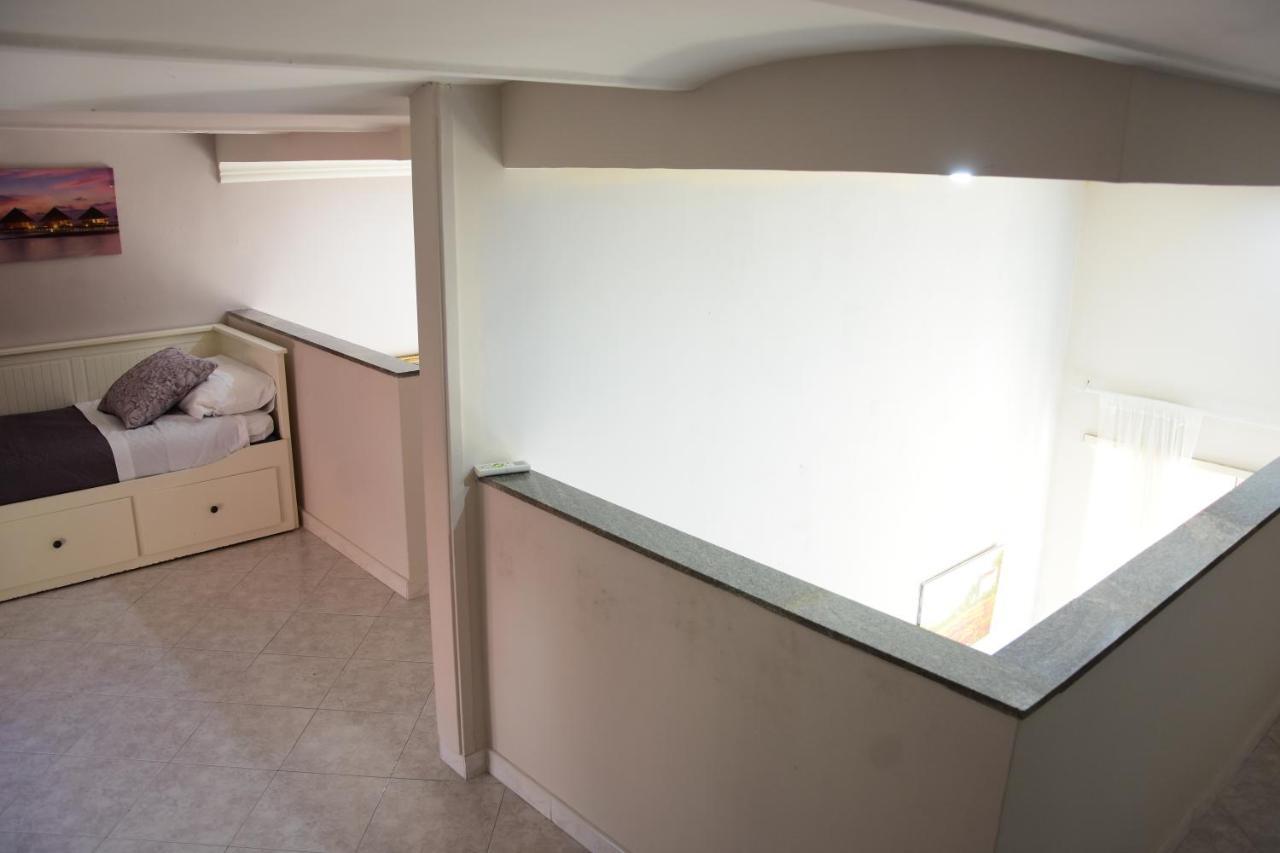 Scugnizzella Holiday House Daire Napoli Dış mekan fotoğraf