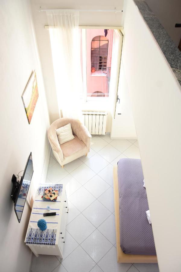 Scugnizzella Holiday House Daire Napoli Dış mekan fotoğraf