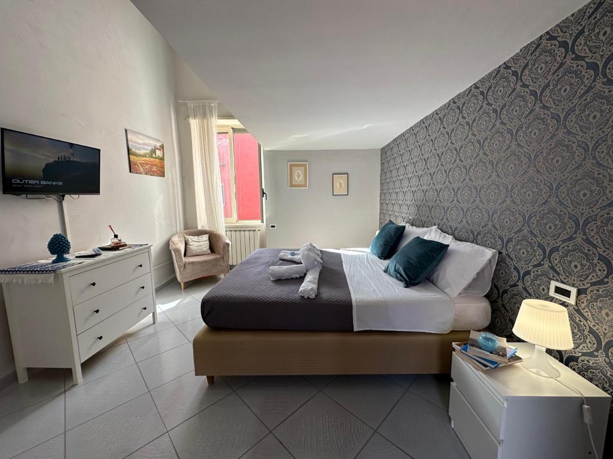 Scugnizzella Holiday House Daire Napoli Dış mekan fotoğraf