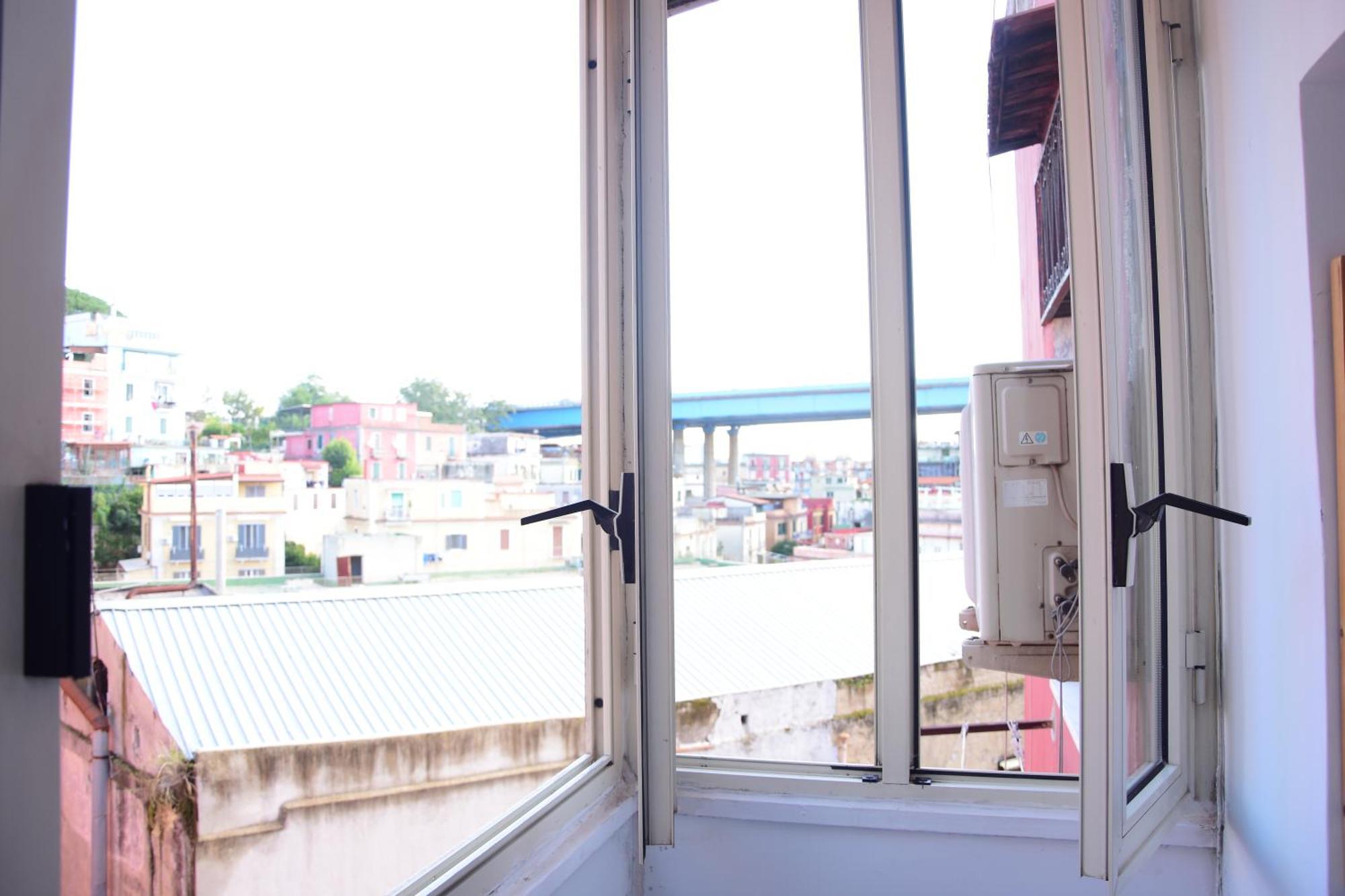 Scugnizzella Holiday House Daire Napoli Dış mekan fotoğraf